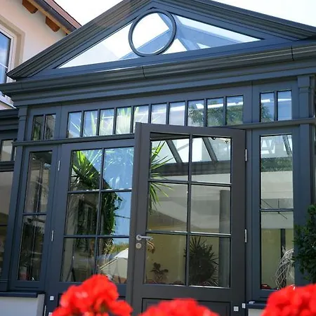 Hotel Landgasthof Zum Schwarzen Adler 3*