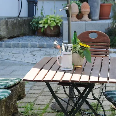 Landgasthof Zum Schwarzen Adler Hotel