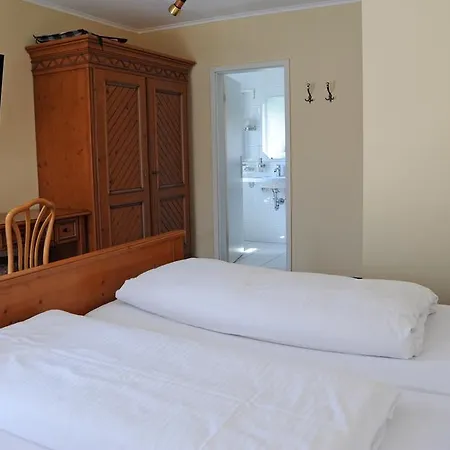 Landgasthof Zum Schwarzen Adler Hotel 3*