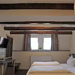 Landgasthof Zum Schwarzen Adler Hotel