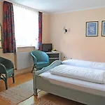Landgasthof Zum Schwarzen Adler Hotel 3*