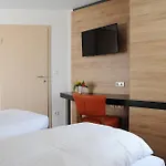 Landgasthof Zum Schwarzen Adler Hotel 3*