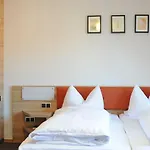 Hotel Landgasthof Zum Schwarzen Adler