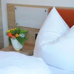 Hotel Landgasthof Zum Schwarzen Adler Markt Nordheim