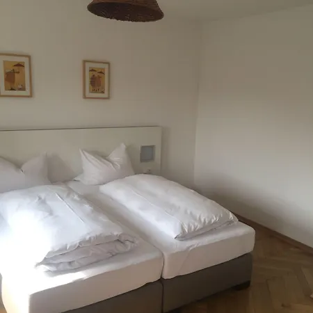 Landgasthof Zum Schwarzen Adler 3*